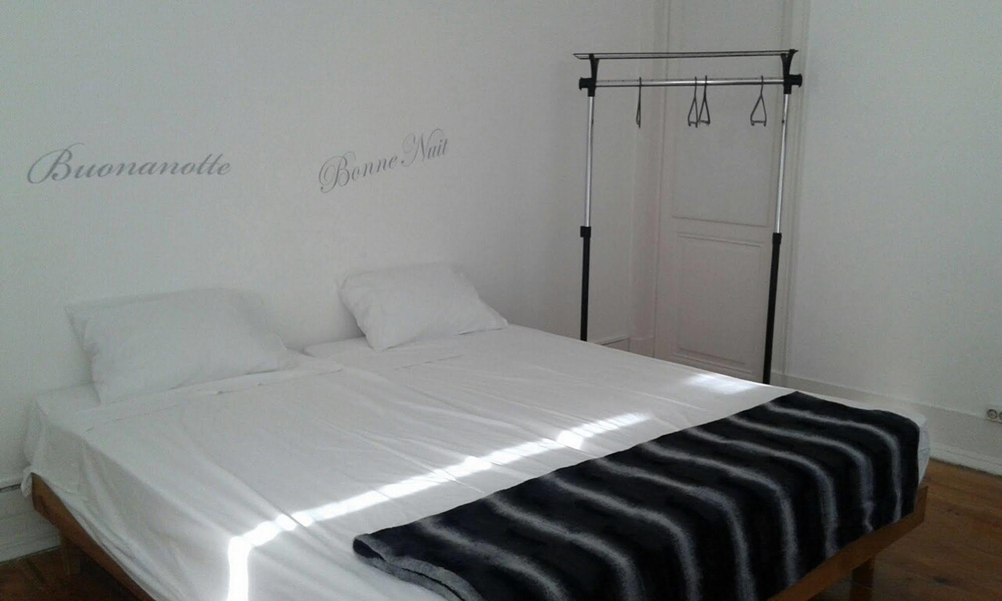 Hostel Seven Hills (Adults Only) Lisabona Exterior foto